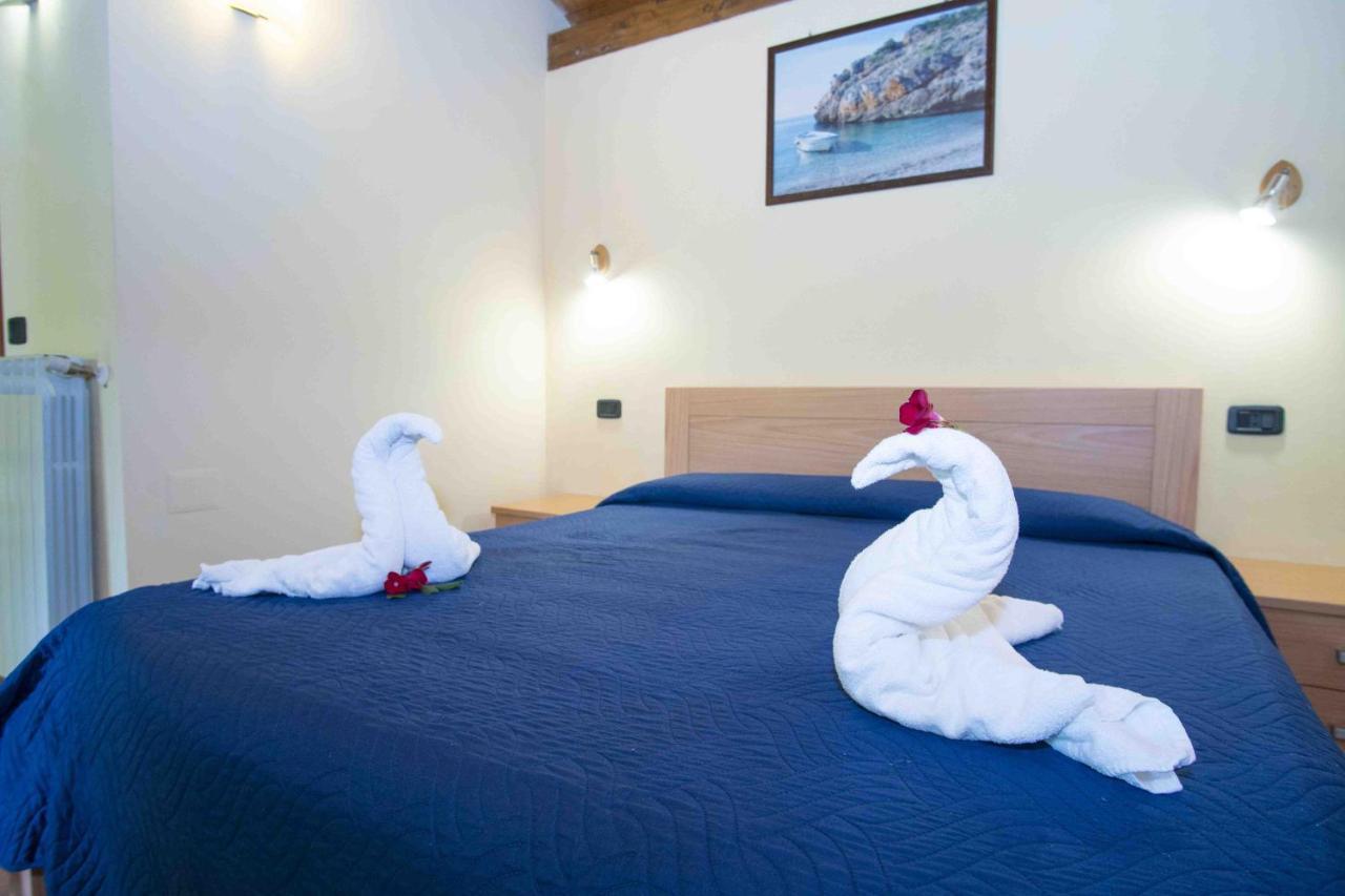 מרינה די קמרוטה Family Resort Cala Di Luna מראה חיצוני תמונה