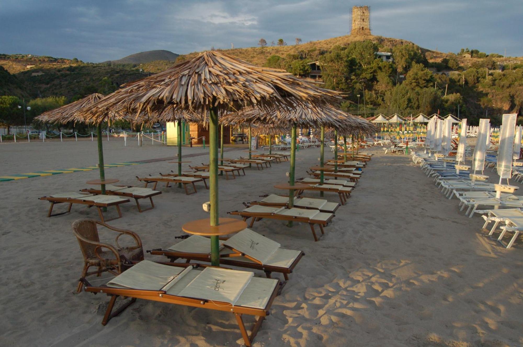 מרינה די קמרוטה Family Resort Cala Di Luna מראה חיצוני תמונה